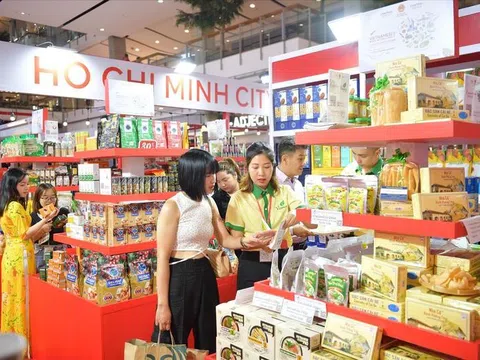 Việt Nam – Thái Lan hướng tới mục tiêu thương mại 50 tỷ USD: Doanh nghiệp cần chuẩn bị gì trước làn sóng hợp tác mới của ASEAN?
