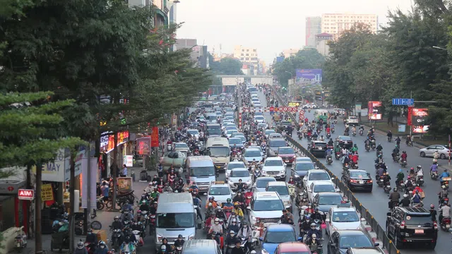Hà Nội “chốt” thí điểm hạn chế phương tiện giao thông tại 2 quận trung tâm