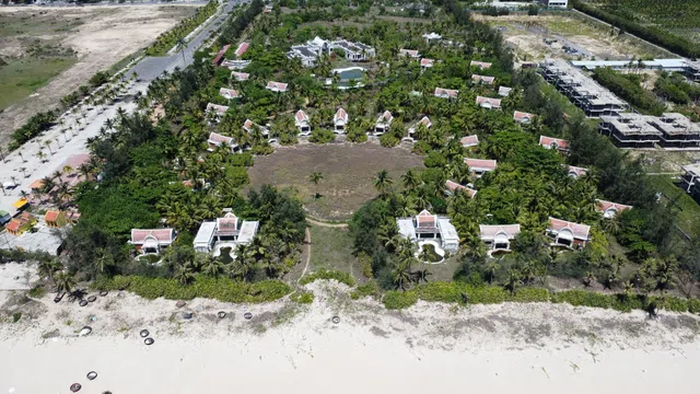 Đằ Nẵng: Cận cảnh khu resort 12 triệu USD bỏ hoang nhiều năm gây tiếc nuối