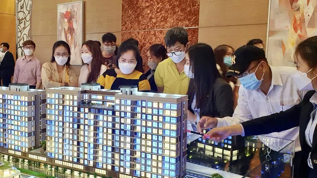Vượt tài chính, ngân hàng thu nhập ngành kinh doanh bất động sản dẫn đầu về tốc độ tăng trưởng